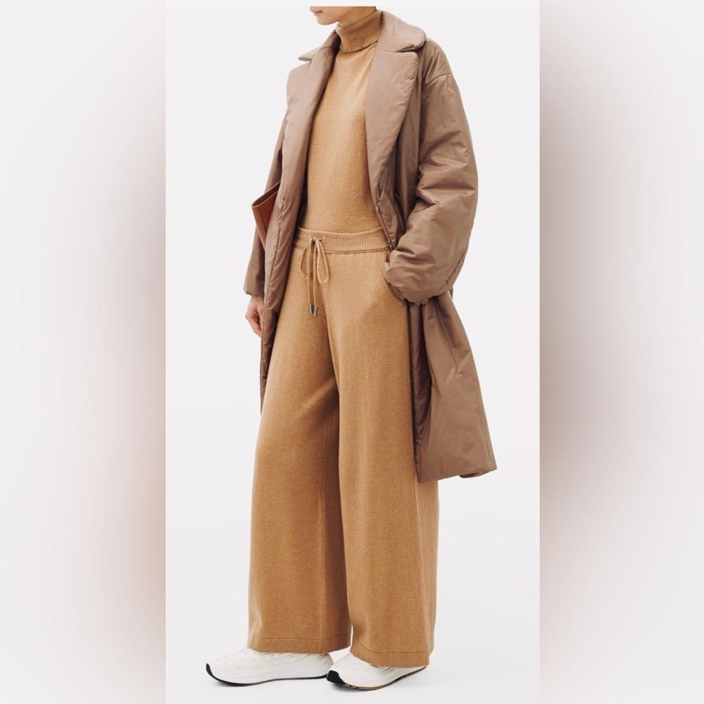 MAX MARA The Cube Greenco Cameluxe padded coat, caramel